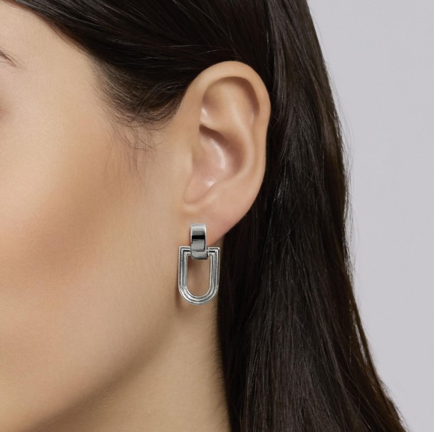 Pendientes Mabina, Roma