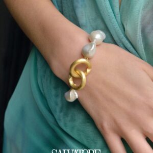 Pulsera Salvatore, Helénica Perlas Barrocas